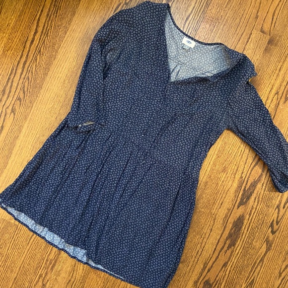 Navy and white subtle floral drop waist dress - Picture 1 of 2